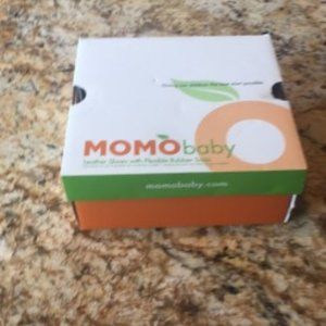 Momo baby sneakers size 6